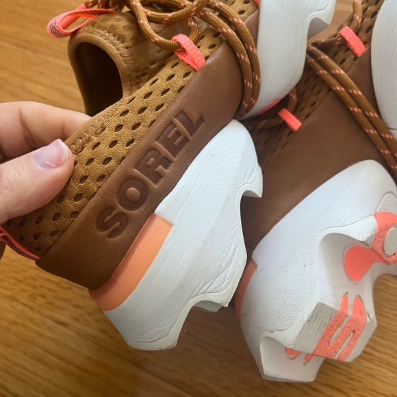 Sorel Mesh Athletic Sneakers with Coral Accents - Picture 4 of 5